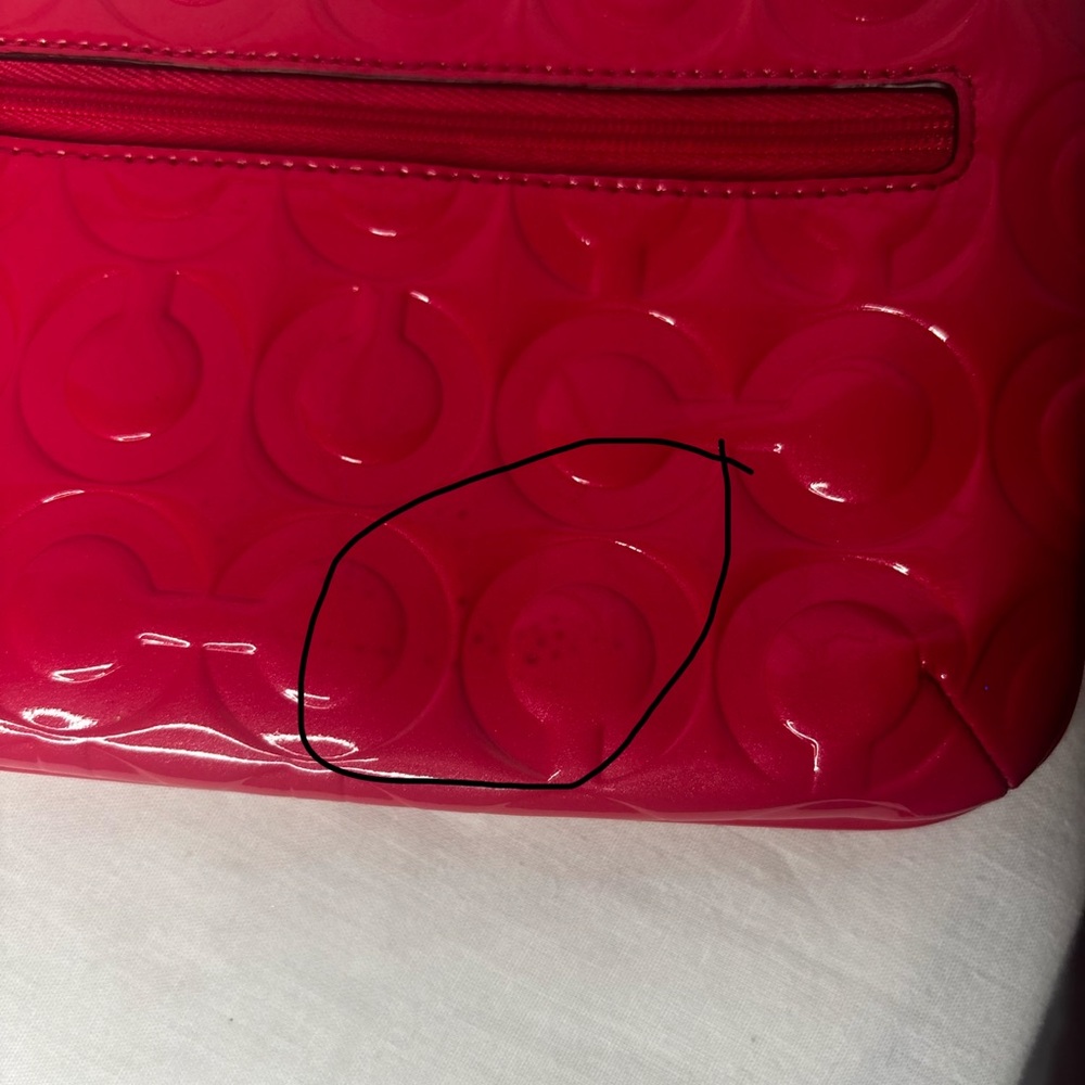 COACH Peyton Signature Embossed Patent Leather Hot Pink Wristlet Clutch Auth GUC - Picture 13 of 15